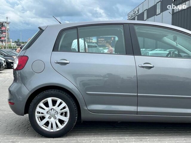 Серый Фольксваген Гольф Плюс, объемом двигателя 1.6 л и пробегом 313 тыс. км за 8290 $, фото 9 на Automoto.ua