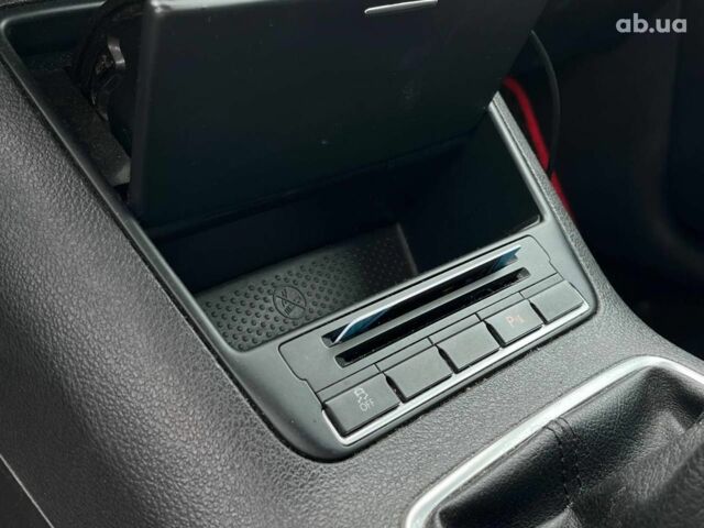 Серый Фольксваген Гольф Плюс, объемом двигателя 1.6 л и пробегом 313 тыс. км за 8290 $, фото 20 на Automoto.ua