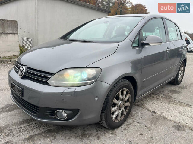 Серый Фольксваген Гольф Плюс, объемом двигателя 1.4 л и пробегом 176 тыс. км за 8999 $, фото 6 на Automoto.ua