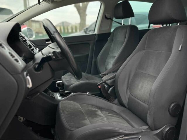 Сірий Фольксваген Golf Plus, об'ємом двигуна 2 л та пробігом 184 тис. км за 9900 $, фото 8 на Automoto.ua