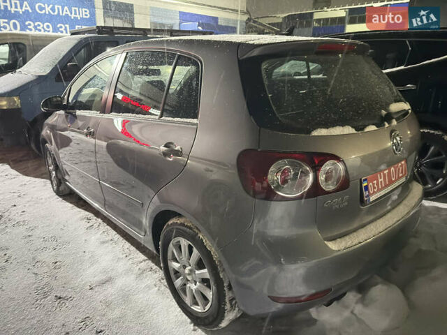 Серый Фольксваген Гольф Плюс, объемом двигателя 1.4 л и пробегом 176 тыс. км за 8999 $, фото 3 на Automoto.ua