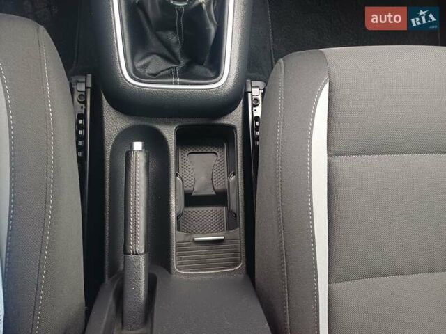 Серый Фольксваген Гольф Плюс, объемом двигателя 1.6 л и пробегом 273 тыс. км за 9200 $, фото 20 на Automoto.ua