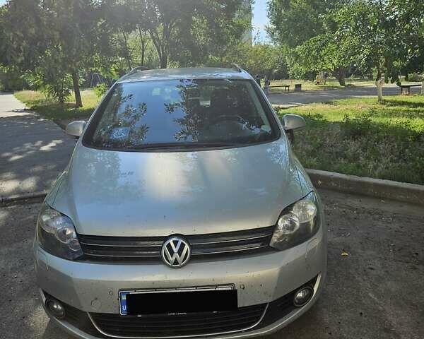Серый Фольксваген Гольф Плюс, объемом двигателя 1.6 л и пробегом 113 тыс. км за 13500 $, фото 1 на Automoto.ua