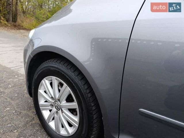 Серый Фольксваген Гольф Плюс, объемом двигателя 1.4 л и пробегом 200 тыс. км за 11650 $, фото 12 на Automoto.ua
