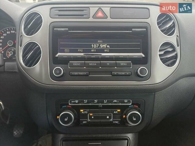 Серый Фольксваген Гольф Плюс, объемом двигателя 1.6 л и пробегом 273 тыс. км за 9200 $, фото 18 на Automoto.ua