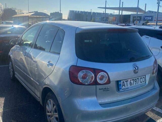 Серый Фольксваген Гольф Плюс, объемом двигателя 1.6 л и пробегом 181 тыс. км за 9900 $, фото 1 на Automoto.ua