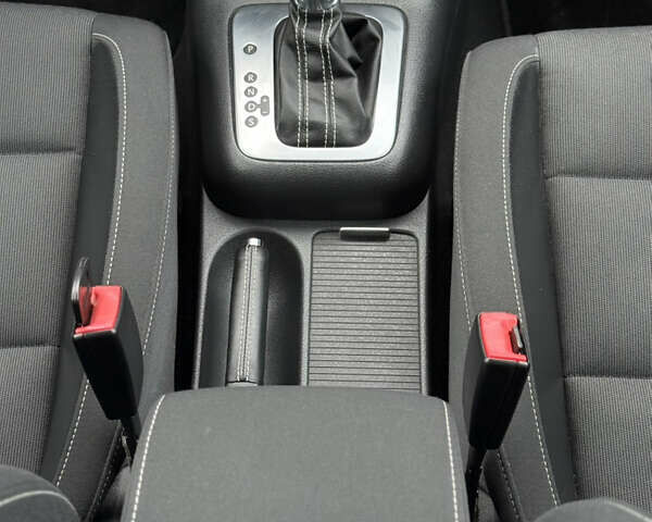 Сірий Фольксваген Golf Plus, об'ємом двигуна 1.4 л та пробігом 194 тис. км за 9700 $, фото 42 на Automoto.ua