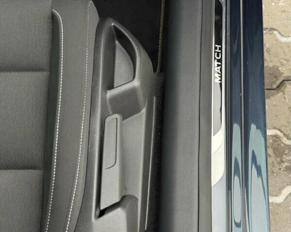 Сірий Фольксваген Golf Plus, об'ємом двигуна 1.4 л та пробігом 194 тис. км за 9000 $, фото 110 на Automoto.ua