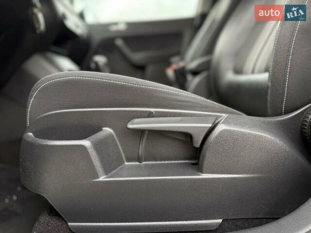 Сірий Фольксваген Golf Plus, об'ємом двигуна 1.4 л та пробігом 194 тис. км за 9000 $, фото 72 на Automoto.ua