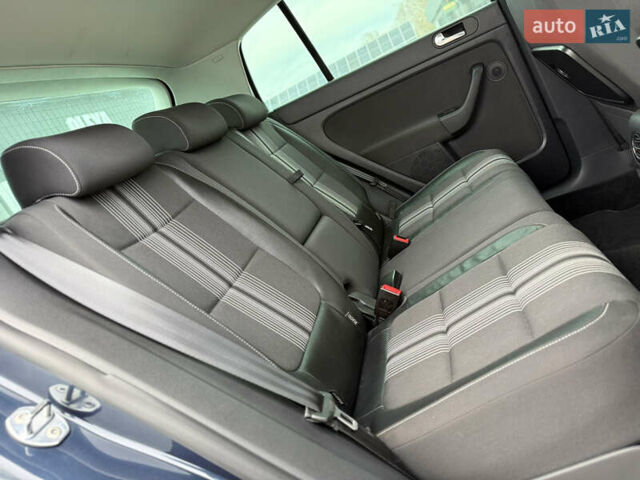 Сірий Фольксваген Golf Plus, об'ємом двигуна 1.4 л та пробігом 194 тис. км за 9000 $, фото 92 на Automoto.ua