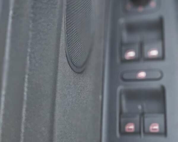 Серый Фольксваген Гольф Плюс, объемом двигателя 1.6 л и пробегом 113 тыс. км за 13500 $, фото 17 на Automoto.ua