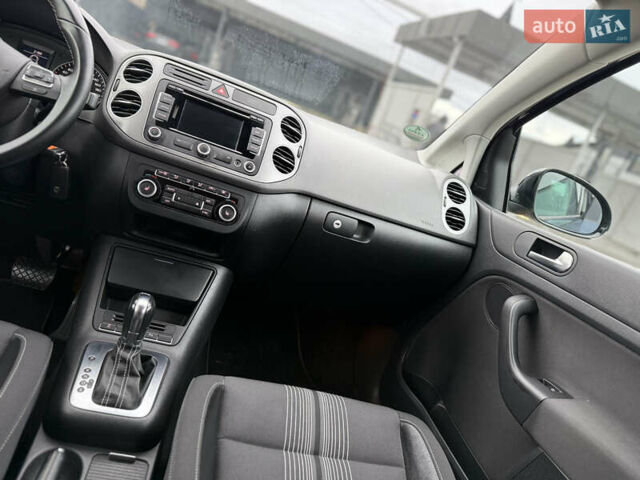 Сірий Фольксваген Golf Plus, об'ємом двигуна 1.4 л та пробігом 194 тис. км за 9700 $, фото 38 на Automoto.ua