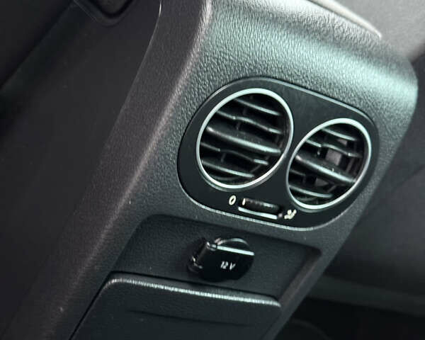 Сірий Фольксваген Golf Plus, об'ємом двигуна 1.4 л та пробігом 194 тис. км за 9700 $, фото 80 на Automoto.ua