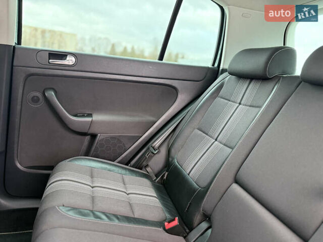 Сірий Фольксваген Golf Plus, об'ємом двигуна 1.4 л та пробігом 194 тис. км за 9000 $, фото 81 на Automoto.ua