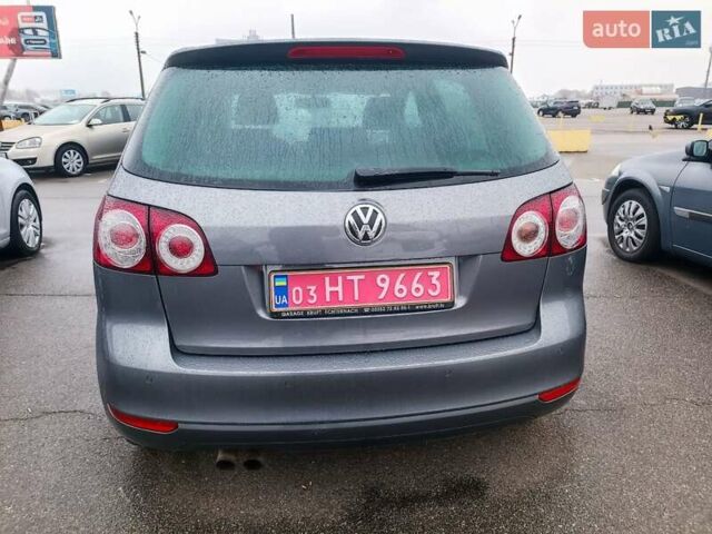 Серый Фольксваген Гольф Плюс, объемом двигателя 1.4 л и пробегом 169 тыс. км за 8800 $, фото 4 на Automoto.ua