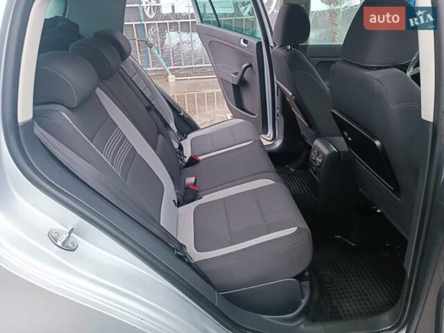 Сірий Фольксваген Golf Plus, об'ємом двигуна 1.6 л та пробігом 167 тис. км за 10750 $, фото 28 на Automoto.ua