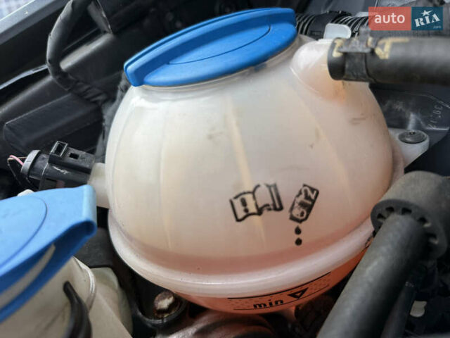 Сірий Фольксваген Golf Plus, об'ємом двигуна 1.4 л та пробігом 194 тис. км за 9700 $, фото 36 на Automoto.ua