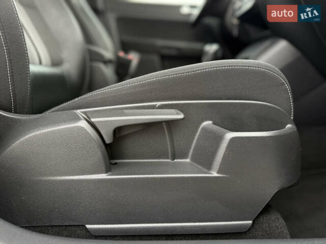 Сірий Фольксваген Golf Plus, об'ємом двигуна 1.4 л та пробігом 194 тис. км за 9000 $, фото 106 на Automoto.ua