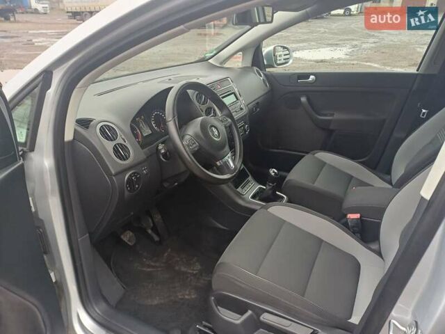 Серый Фольксваген Гольф Плюс, объемом двигателя 1.6 л и пробегом 273 тыс. км за 9200 $, фото 12 на Automoto.ua