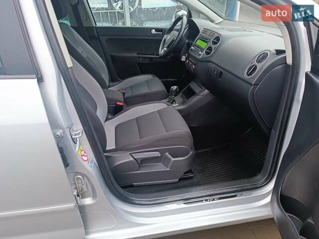 Сірий Фольксваген Golf Plus, об'ємом двигуна 1.6 л та пробігом 167 тис. км за 10750 $, фото 17 на Automoto.ua