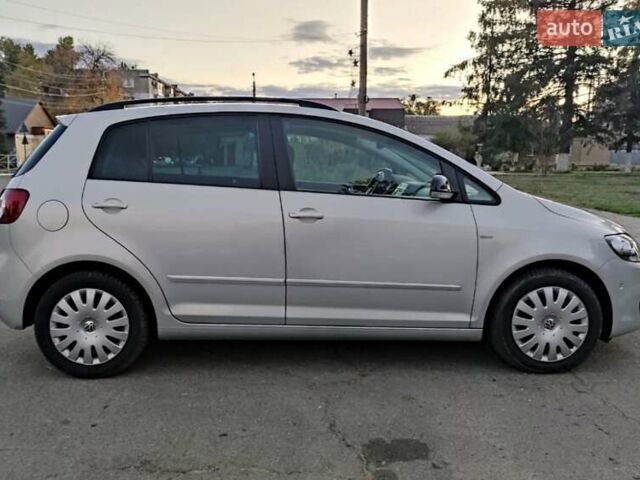 Серый Фольксваген Гольф Плюс, объемом двигателя 1.4 л и пробегом 200 тыс. км за 9499 $, фото 2 на Automoto.ua