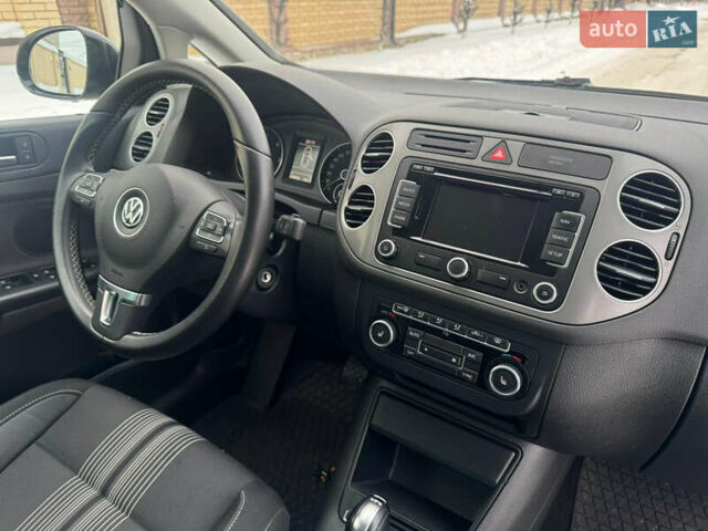 Серый Фольксваген Гольф Плюс, объемом двигателя 1.6 л и пробегом 148 тыс. км за 11300 $, фото 19 на Automoto.ua