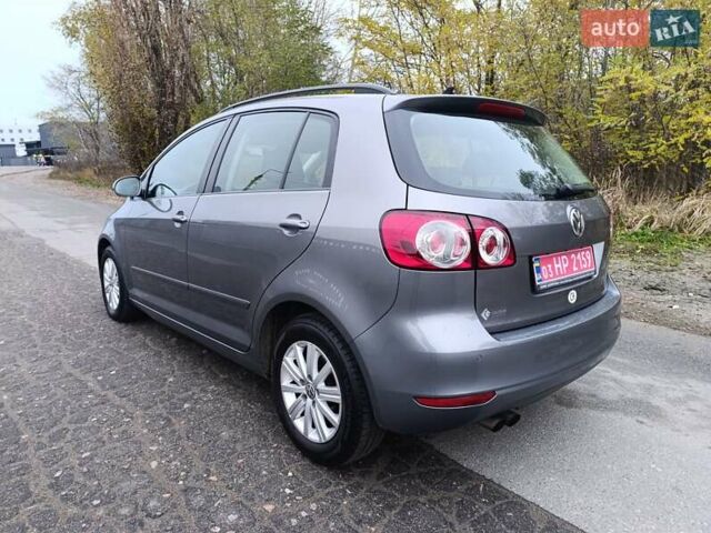 Серый Фольксваген Гольф Плюс, объемом двигателя 1.4 л и пробегом 200 тыс. км за 11650 $, фото 4 на Automoto.ua
