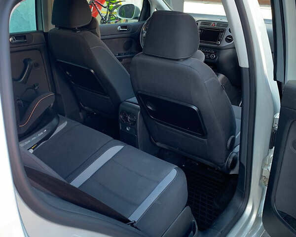 Серый Фольксваген Гольф Плюс, объемом двигателя 1.39 л и пробегом 110 тыс. км за 9500 $, фото 4 на Automoto.ua