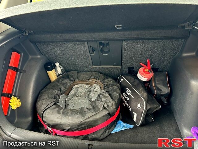 Фольксваген Гольф Плюс 2005 в Тернополе на Automoto.ua Серый Фольксваген Гольф Плюс, объемом двигателя 1.6 л и пробегом 206 тыс. км за 5600 $, фото 5 на Automoto.ua