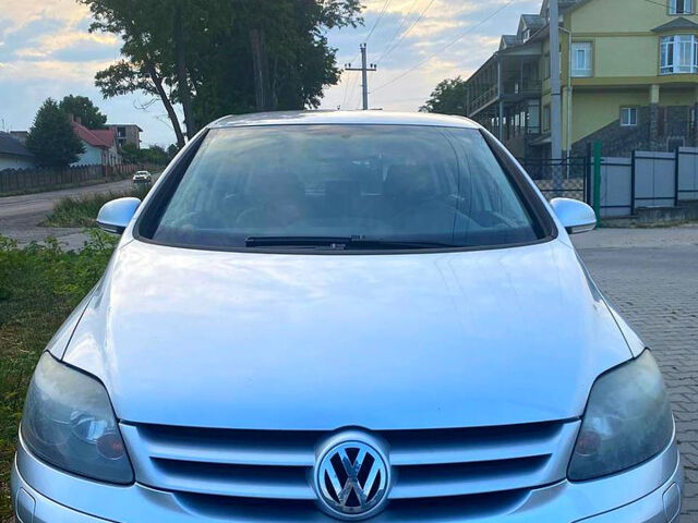 Сірий Фольксваген Golf Plus, об'ємом двигуна 1.6 л та пробігом 183 тис. км за 5900 $, фото 2 на Automoto.ua