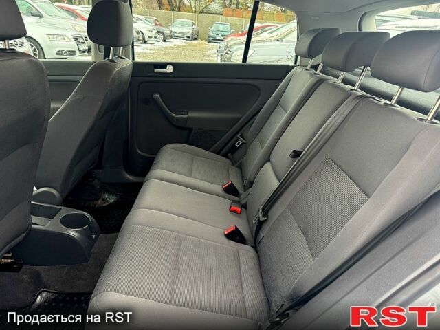 Сірий Фольксваген Golf Plus, об'ємом двигуна 16 л та пробігом 220 тис. км за 6300 $, фото 11 на Automoto.ua