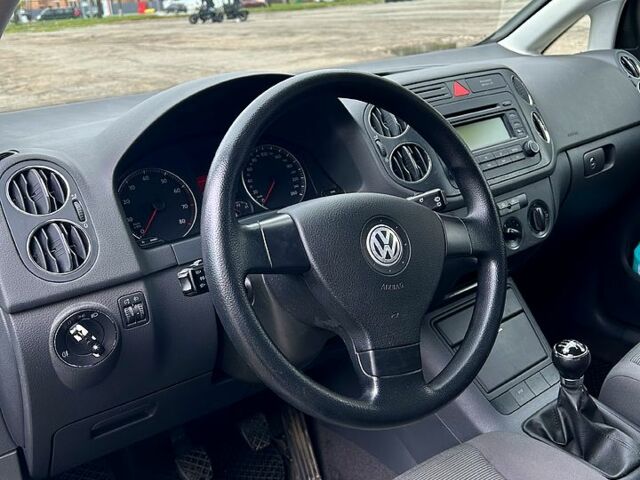 Фольксваген Гольф Плюс 2005 в Тернополе на Automoto.ua Серый Фольксваген Гольф Плюс, объемом двигателя 1.6 л и пробегом 206 тыс. км за 5600 $, фото 7 на Automoto.ua