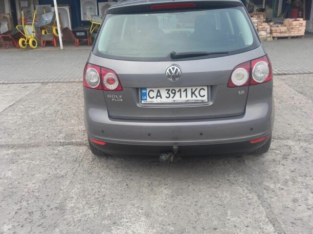 Сірий Фольксваген Golf Plus, об'ємом двигуна 1.6 л та пробігом 267 тис. км за 6300 $, фото 2 на Automoto.ua