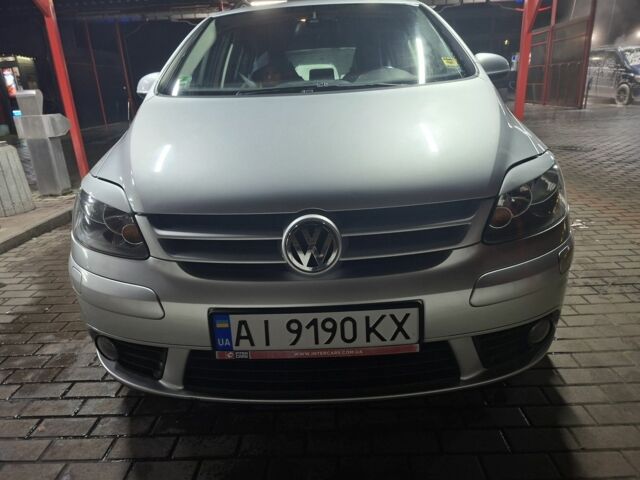 Сірий Фольксваген Golf Plus, об'ємом двигуна 1.4 л та пробігом 220 тис. км за 6200 $, фото 2 на Automoto.ua