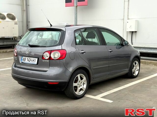 Серый Фольксваген Гольф Плюс, объемом двигателя 1.6 л и пробегом 210 тыс. км за 5500 $, фото 9 на Automoto.ua