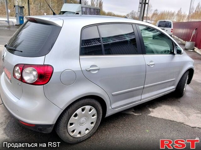 Сірий Фольксваген Golf Plus, об'ємом двигуна 1.6 л та пробігом 214 тис. км за 6000 $, фото 1 на Automoto.ua