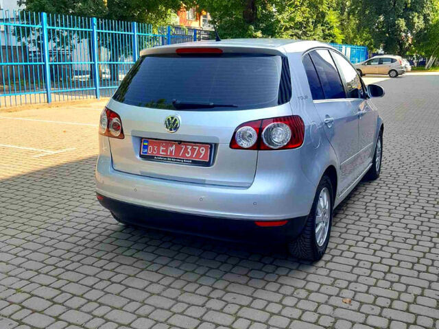 Серый Фольксваген Гольф Плюс, объемом двигателя 1.4 л и пробегом 181 тыс. км за 6500 $, фото 5 на Automoto.ua