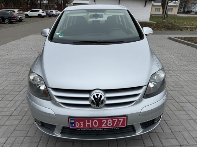 Серый Фольксваген Гольф Плюс, объемом двигателя 1.6 л и пробегом 127 тыс. км за 7550 $, фото 9 на Automoto.ua