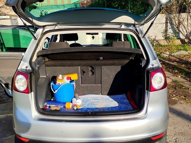 Сірий Фольксваген Golf Plus, об'ємом двигуна 1.6 л та пробігом 218 тис. км за 6700 $, фото 5 на Automoto.ua