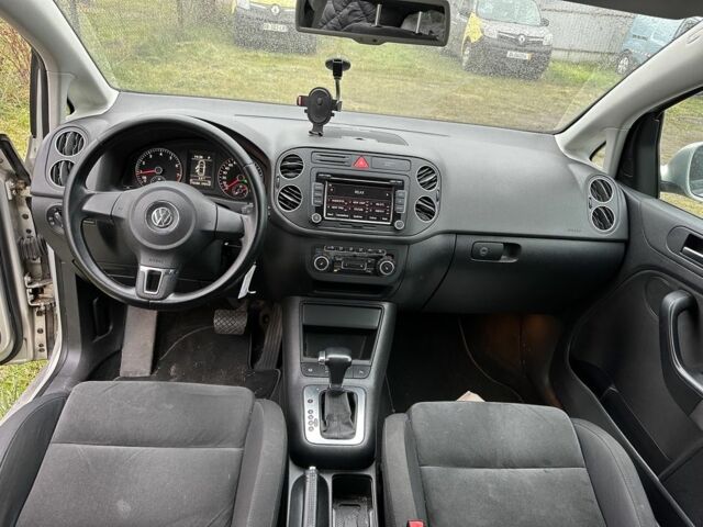 Сірий Фольксваген Golf Plus, об'ємом двигуна 1.4 л та пробігом 176 тис. км за 8400 $, фото 9 на Automoto.ua