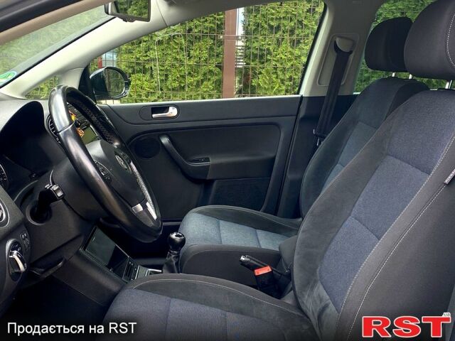 Сірий Фольксваген Golf Plus, об'ємом двигуна 1.4 л та пробігом 156 тис. км за 7300 $, фото 8 на Automoto.ua