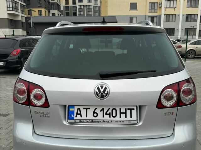 Сірий Фольксваген Golf Plus, об'ємом двигуна 1.6 л та пробігом 270 тис. км за 7150 $, фото 4 на Automoto.ua