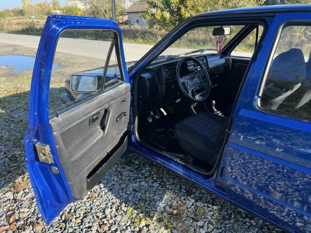 Синій Фольксваген Golf Plus, об'ємом двигуна 1.3 л та пробігом 300 тис. км за 1550 $, фото 11 на Automoto.ua