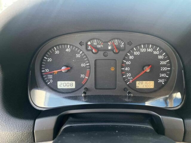 Синий Фольксваген Гольф Плюс, объемом двигателя 1.6 л и пробегом 285 тыс. км за 2850 $, фото 4 на Automoto.ua