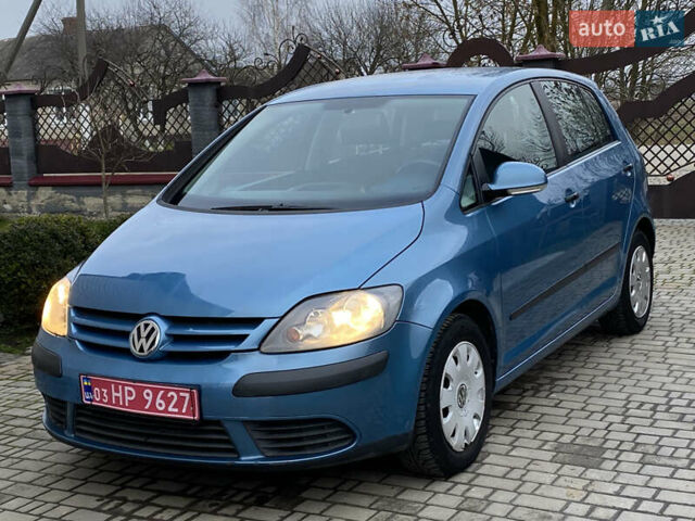 Синий Фольксваген Гольф Плюс, объемом двигателя 1.4 л и пробегом 132 тыс. км за 4700 $, фото 10 на Automoto.ua