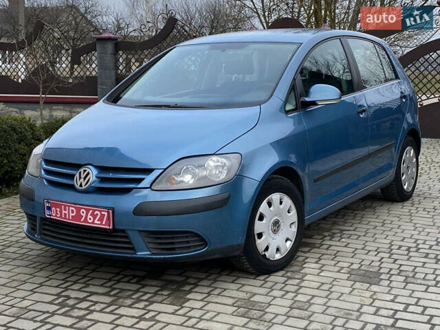 Синий Фольксваген Гольф Плюс, объемом двигателя 1.4 л и пробегом 132 тыс. км за 4700 $, фото 4 на Automoto.ua