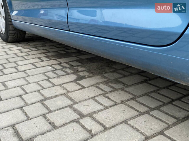 Синий Фольксваген Гольф Плюс, объемом двигателя 1.4 л и пробегом 132 тыс. км за 4700 $, фото 19 на Automoto.ua