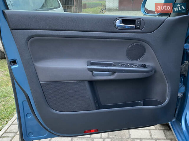 Синий Фольксваген Гольф Плюс, объемом двигателя 1.4 л и пробегом 132 тыс. км за 4700 $, фото 30 на Automoto.ua