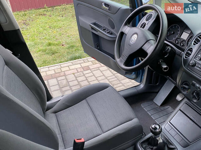 Синий Фольксваген Гольф Плюс, объемом двигателя 1.4 л и пробегом 132 тыс. км за 4700 $, фото 23 на Automoto.ua