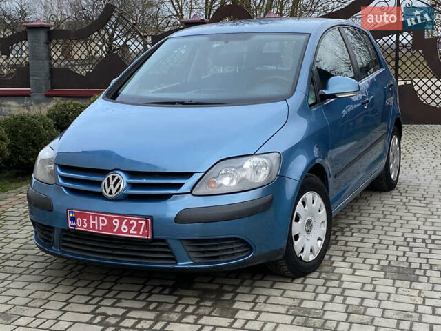 Синий Фольксваген Гольф Плюс, объемом двигателя 1.4 л и пробегом 132 тыс. км за 4700 $, фото 3 на Automoto.ua